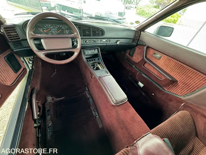 PORSCHE 944 2.5 163ch BVA - EN L'ETAT - Voiture: photos 2 PORSCHE 944 2.5 163ch BVA - EN L'ETAT - Voiture: photos 2