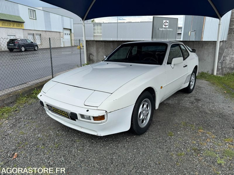 PORSCHE 944 2.5 163ch BVA - EN L'ETAT - Voiture: photos 1 PORSCHE 944 2.5 163ch BVA - EN L'ETAT - Voiture: photos 1