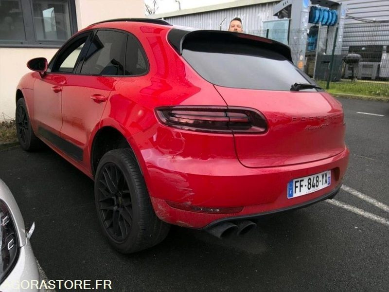 PORSCHE MACAN GTS 3.0 BI-TURBO 360 CH - 2019 - 49 732 KM - SUV: photos 1 PORSCHE MACAN GTS 3.0 BI-TURBO 360 CH - 2019 - 49 732 KM - SUV: photos 1