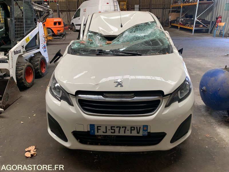Peugeot 108 - 2019 - 33 967 kms - FJ 577 PV - Voiture: photos 1 Peugeot 108 - 2019 - 33 967 kms - FJ 577 PV - Voiture: photos 1