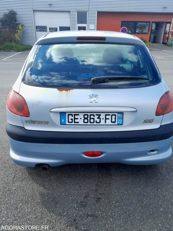 Peugeot 206 - 3 portes - Voiture: photos 3 Peugeot 206 - 3 portes - Voiture: photos 3