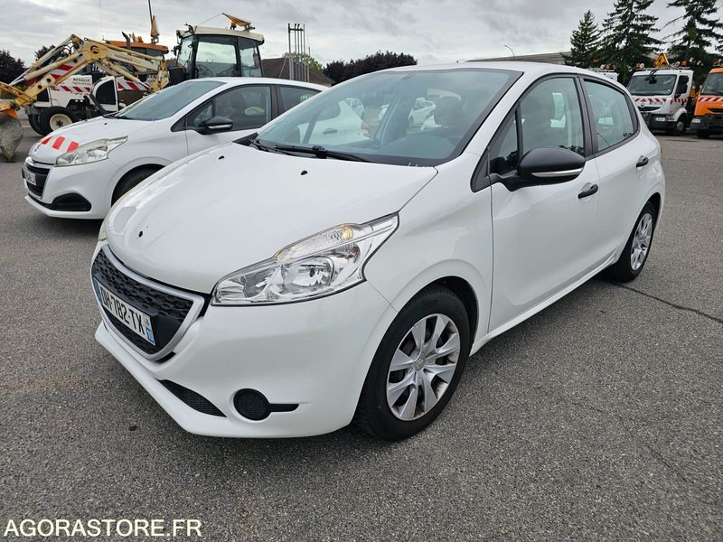 Peugeot 208 - 2014 - 145593km - DH782TX - Voiture: photos 1 Peugeot 208 - 2014 - 145593km - DH782TX - Voiture: photos 1