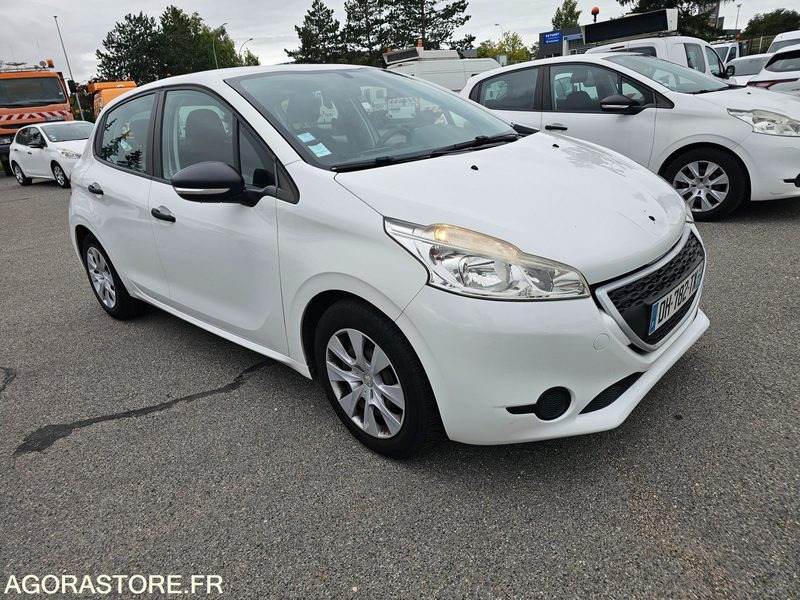 Peugeot 208 - 2014 - 145593km - DH782TX - Voiture: photos 2 Peugeot 208 - 2014 - 145593km - DH782TX - Voiture: photos 2