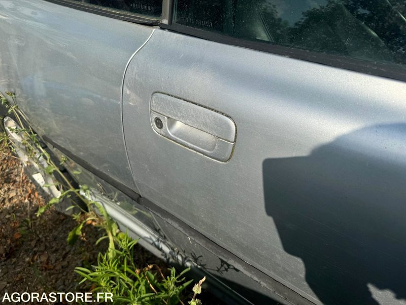 Coupé Peugeot 406 Coupé Phase 2 - 2.2 HDI - 271 000 Km: photos 9 Coupé Peugeot 406 Coupé Phase 2 - 2.2 HDI - 271 000 Km: photos 9
