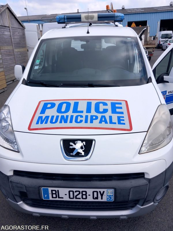 Peugeot Partner BL028QY - Fourgonnette: photos 4 Peugeot Partner BL028QY - Fourgonnette: photos 4