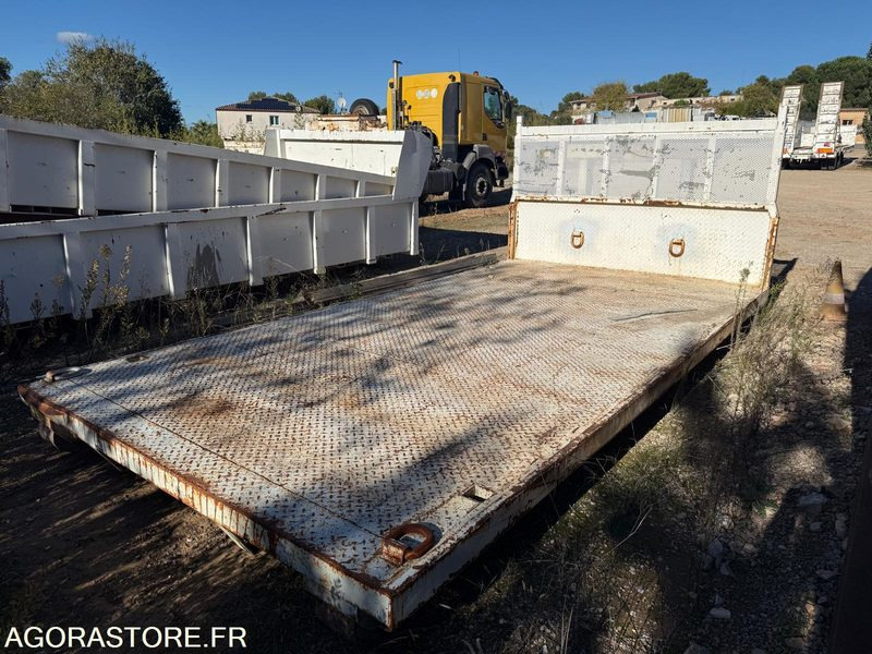 Plateau tp - Matériel de chantier: photos 1 Plateau tp - Matériel de chantier: photos 1