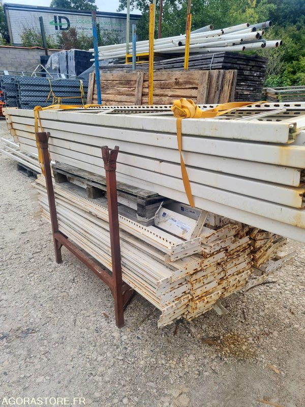 RACK étagère industriel idéat stockage des pneus hauteur 3 ml largeur 58 cm - Matériel de chantier: photos 1 RACK étagère industriel idéat stockage des pneus hauteur 3 ml largeur 58 cm - Matériel de chantier: photos 1