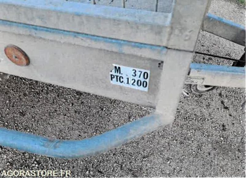 REMORQUE FREINEE AVEC CARTE GRISE - Matériel de jardinage: photos 4 REMORQUE FREINEE AVEC CARTE GRISE - Matériel de jardinage: photos 4