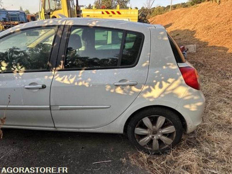 Voiture RENAULT CLIO - 2012 - 136676KM - CJ224LH: photos 10