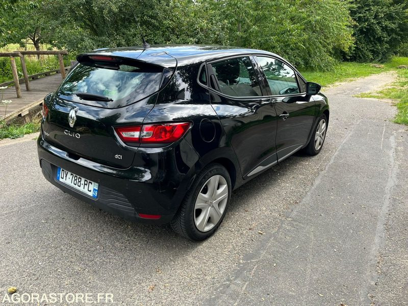 RENAULT Clio IV 5 portes 1.5 dCi 90cv Business 2015 135000 km - Voiture: photos 4 RENAULT Clio IV 5 portes 1.5 dCi 90cv Business 2015 135000 km - Voiture: photos 4