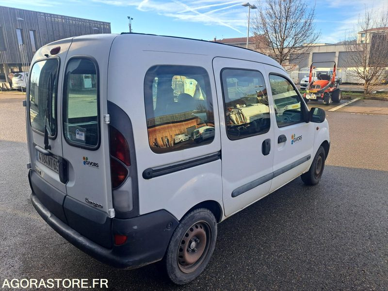 RENAULT KANGOO 157000kms 2000 - Fourgonnette: photos 5 RENAULT KANGOO 157000kms 2000 - Fourgonnette: photos 5