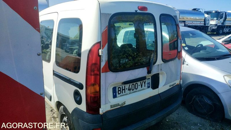 RENAULT KANGOO - 2007 - 197761 KM - Voiture: photos 4 RENAULT KANGOO - 2007 - 197761 KM - Voiture: photos 4