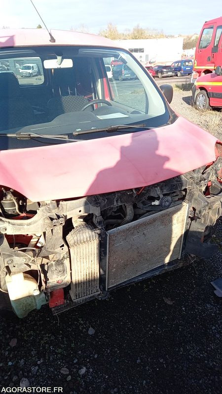 RENAULT - KANGOO - 2010 - 204978KM - AX498CA - Fourgonnette: photos 2 RENAULT - KANGOO - 2010 - 204978KM - AX498CA - Fourgonnette: photos 2