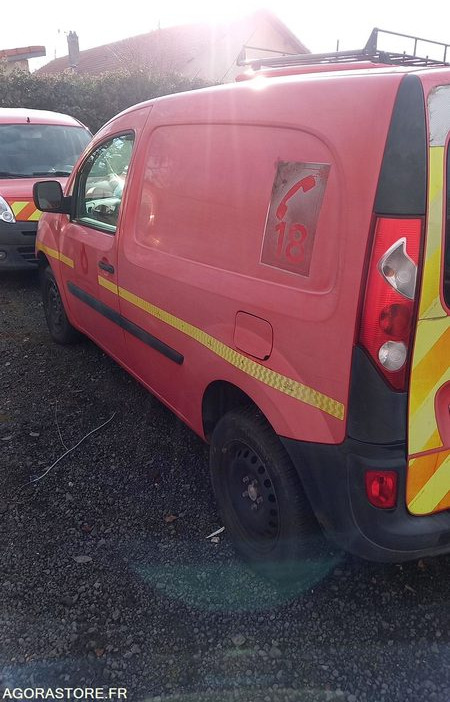 RENAULT - KANGOO - 2010 - 204978KM - AX498CA - Fourgonnette: photos 4 RENAULT - KANGOO - 2010 - 204978KM - AX498CA - Fourgonnette: photos 4