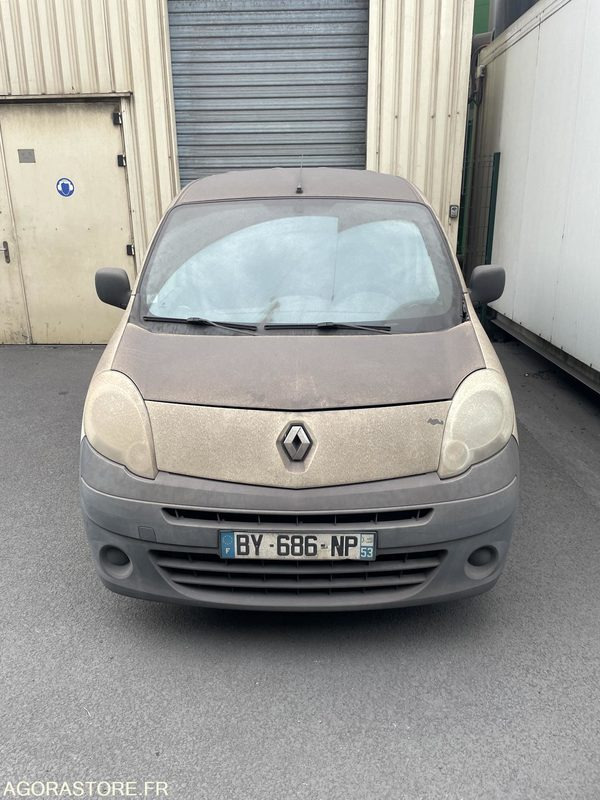 RENAULT KANGOO - 2011 - 157271KMs - BY-686-NP - Fourgonnette: photos 1 RENAULT KANGOO - 2011 - 157271KMs - BY-686-NP - Fourgonnette: photos 1