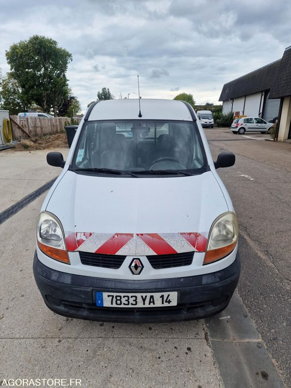 RENAULT KANGOO - LOT N°2 - Fourgonnette: photos 2 RENAULT KANGOO - LOT N°2 - Fourgonnette: photos 2