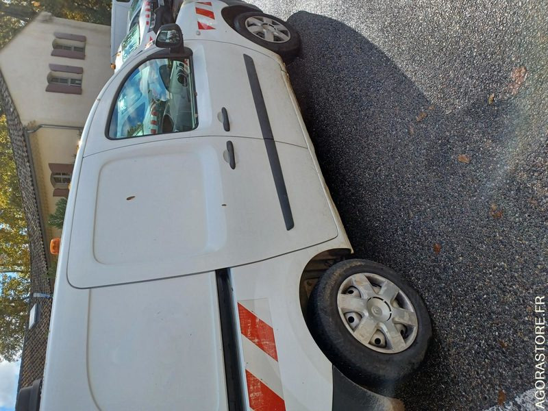 RENAULT KANGOO / REF SCP : 959 - Fourgon utilitaire: photos 2 RENAULT KANGOO / REF SCP : 959 - Fourgon utilitaire: photos 2