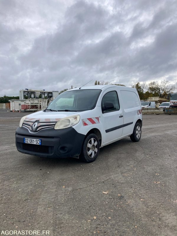 RENAULT KANGOO diesel - Année 2016 - 322 400 km - Fourgonnette: photos 1 RENAULT KANGOO diesel - Année 2016 - 322 400 km - Fourgonnette: photos 1