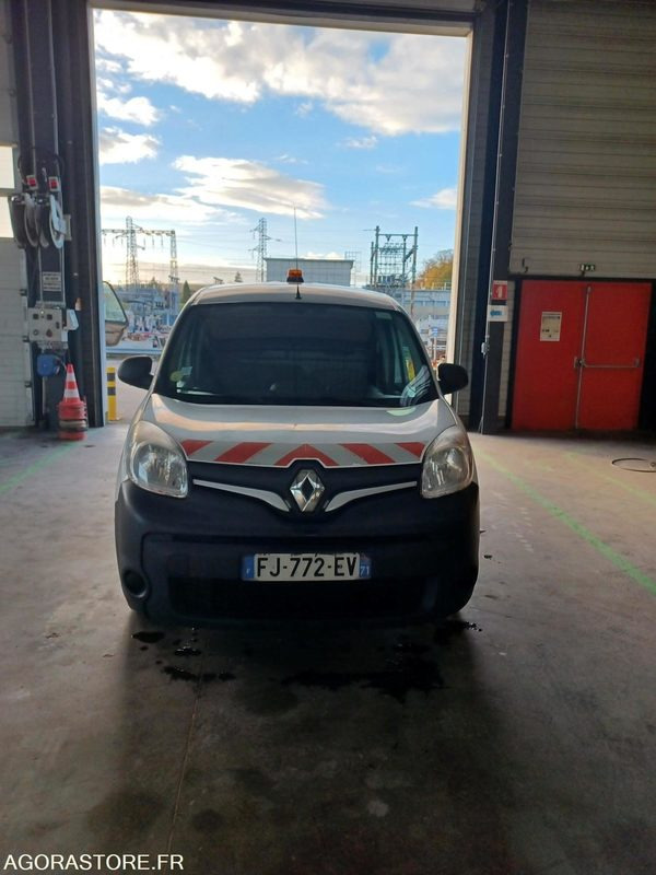 RENAULT KANGOO diesel - Année 2019 - 297.500 km - Fourgonnette: photos 2 RENAULT KANGOO diesel - Année 2019 - 297.500 km - Fourgonnette: photos 2