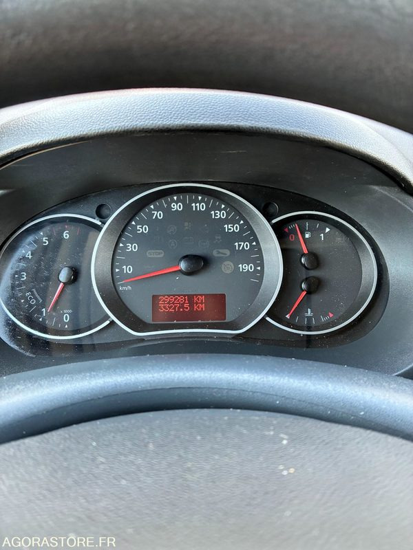Fourgonnette RENAULT KANGOO diesel - Année 2020 - 299.300 km: photos 12 Fourgonnette RENAULT KANGOO diesel - Année 2020 - 299.300 km: photos 12