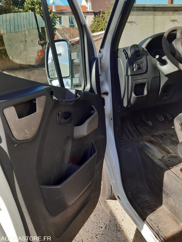 RENAULT MASTER BENNE DANS L'ETAT - Utilitaire benne: photos 5 RENAULT MASTER BENNE DANS L'ETAT - Utilitaire benne: photos 5