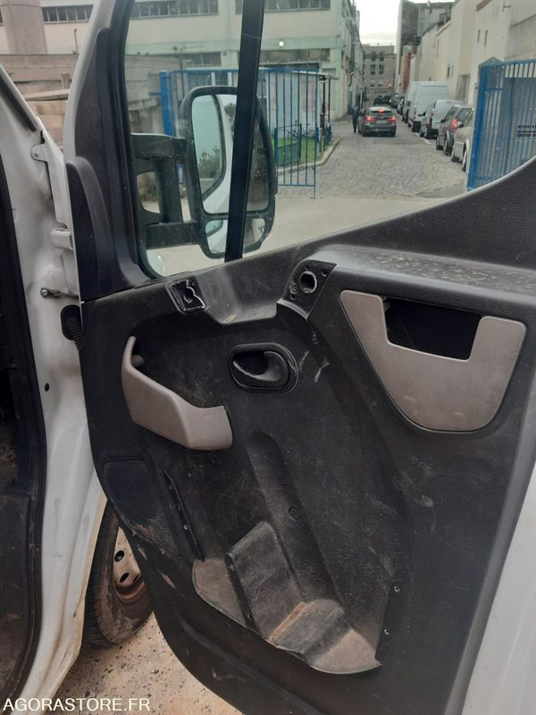 RENAULT MASTER BENNE DANS L'ETAT - Utilitaire benne: photos 4 RENAULT MASTER BENNE DANS L'ETAT - Utilitaire benne: photos 4