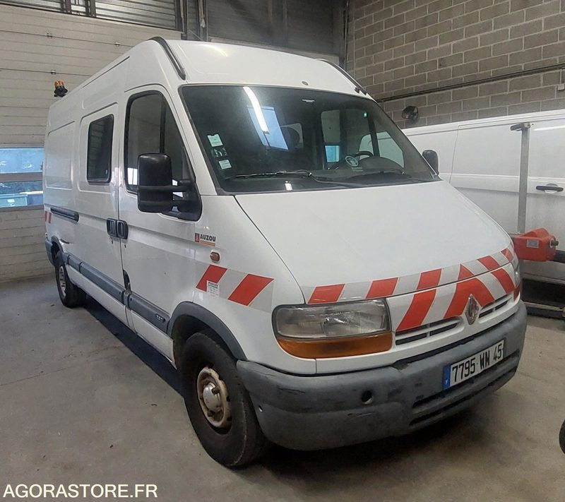 RENAULT MASTER II L2H2 94527 kms 1998 - Fourgon utilitaire: photos 1 RENAULT MASTER II L2H2 94527 kms 1998 - Fourgon utilitaire: photos 1