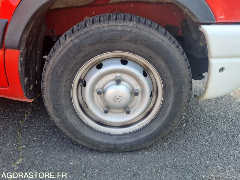 RENAULT MASTER L2H2 - CL 646 AB - 118636 Kms - Fourgon utilitaire: photos 5 RENAULT MASTER L2H2 - CL 646 AB - 118636 Kms - Fourgon utilitaire: photos 5