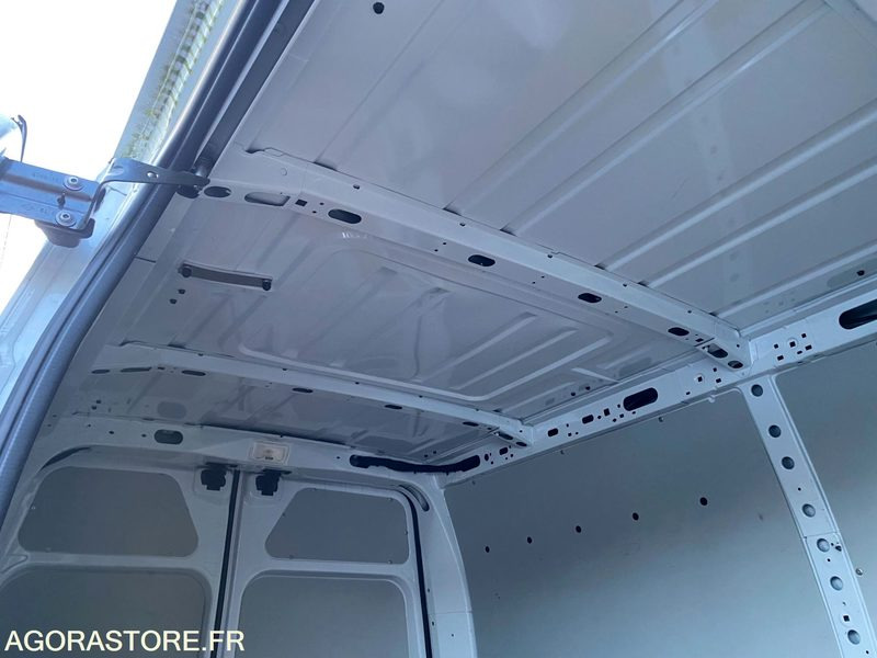 RENAULT MASTER NACELLE - Fourgon utilitaire: photos 5 RENAULT MASTER NACELLE - Fourgon utilitaire: photos 5