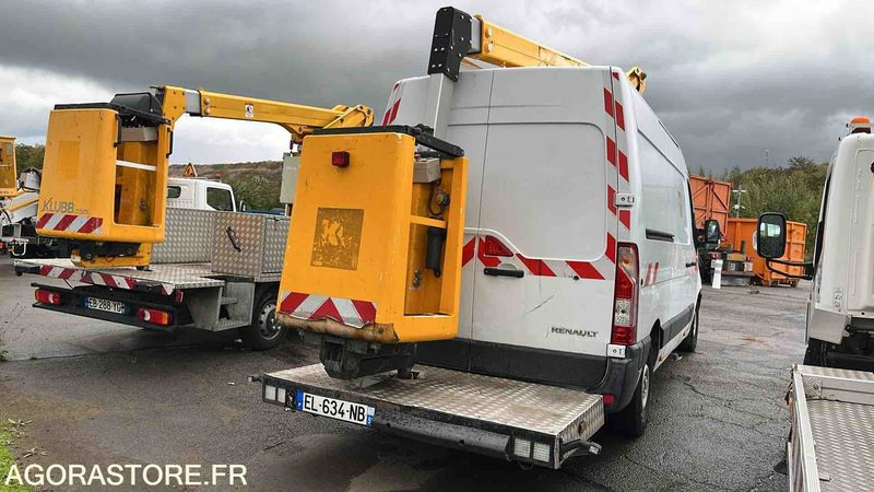 RENAULT MASTER NACELLE KLUBB K32- 2017 / 88884KM (EL634NB) - Fourgon utilitaire: photos 4 RENAULT MASTER NACELLE KLUBB K32- 2017 / 88884KM (EL634NB) - Fourgon utilitaire: photos 4
