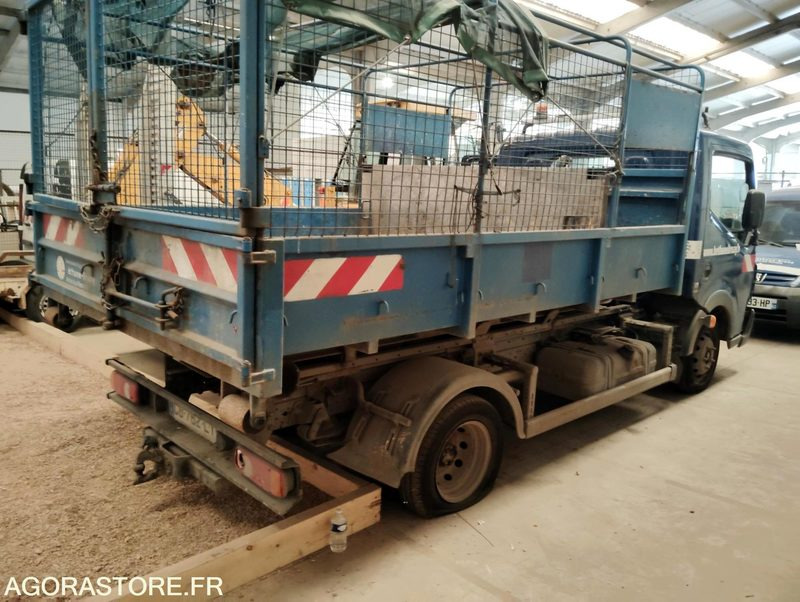 RENAULT MAXITY - Utilitaire benne: photos 4 RENAULT MAXITY - Utilitaire benne: photos 4