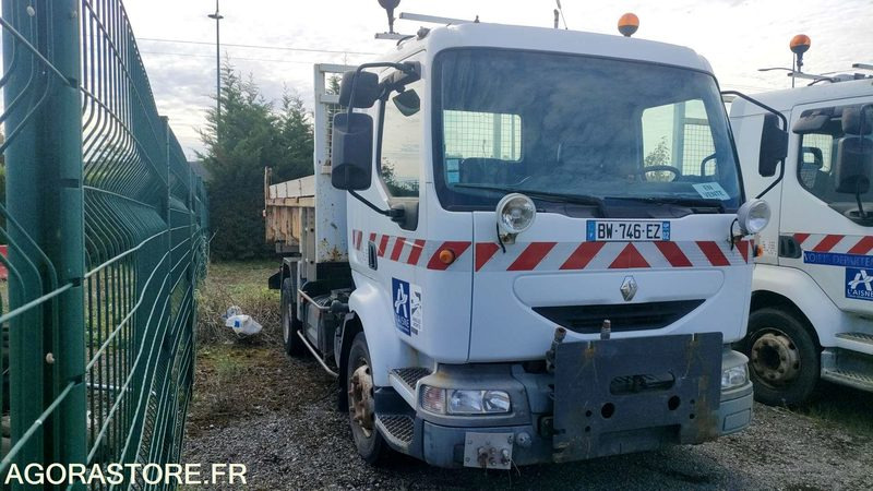 RENAULT MIDLUM 210 - 2001 - 288968 KM - Utilitaire benne: photos 2 RENAULT MIDLUM 210 - 2001 - 288968 KM - Utilitaire benne: photos 2