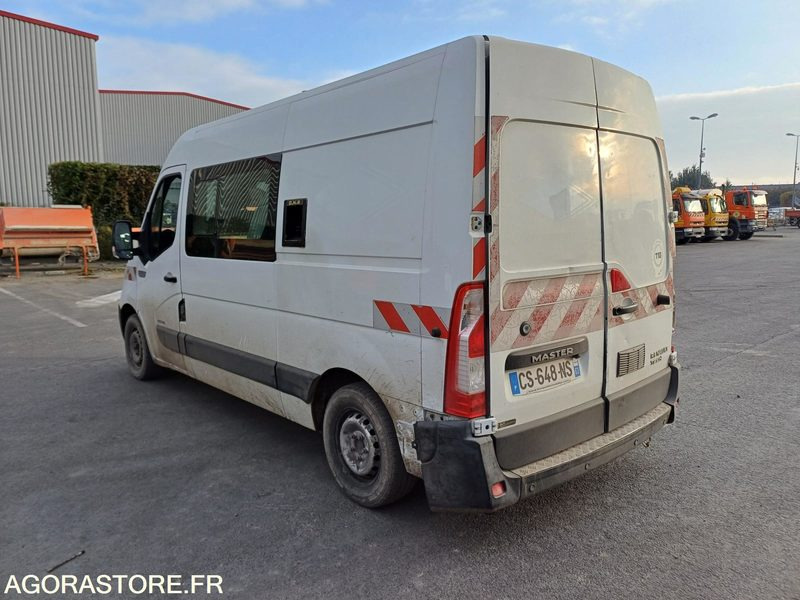 RENAULT Master - 2013 - 222034kms - CS648NS (P1509966) - Fourgon utilitaire: photos 3 RENAULT Master - 2013 - 222034kms - CS648NS (P1509966) - Fourgon utilitaire: photos 3
