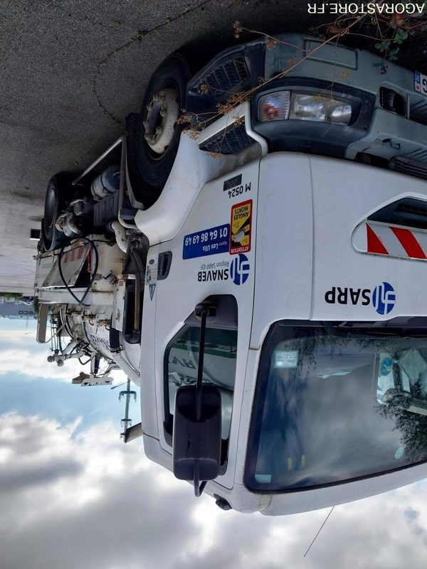 RENAULT Midlum 13T 220CV HUWER 2005 (280 000Km) ROULANT EXPORT UNIQUEMENT - Camion hydrocureur: photos 2 RENAULT Midlum 13T 220CV HUWER 2005 (280 000Km) ROULANT EXPORT UNIQUEMENT - Camion hydrocureur: photos 2