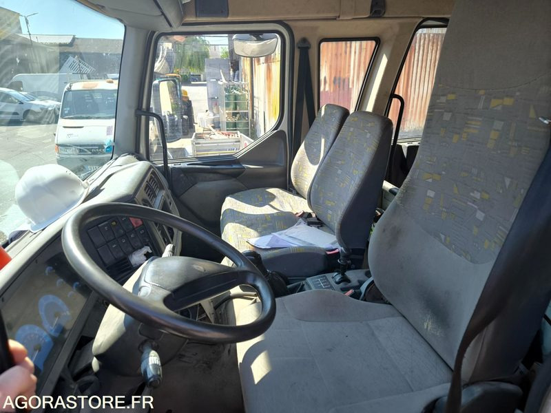 RENAULT PL Type Benne MILDIUM 210 192610kms 2002 - Camion benne: photos 4 RENAULT PL Type Benne MILDIUM 210 192610kms 2002 - Camion benne: photos 4