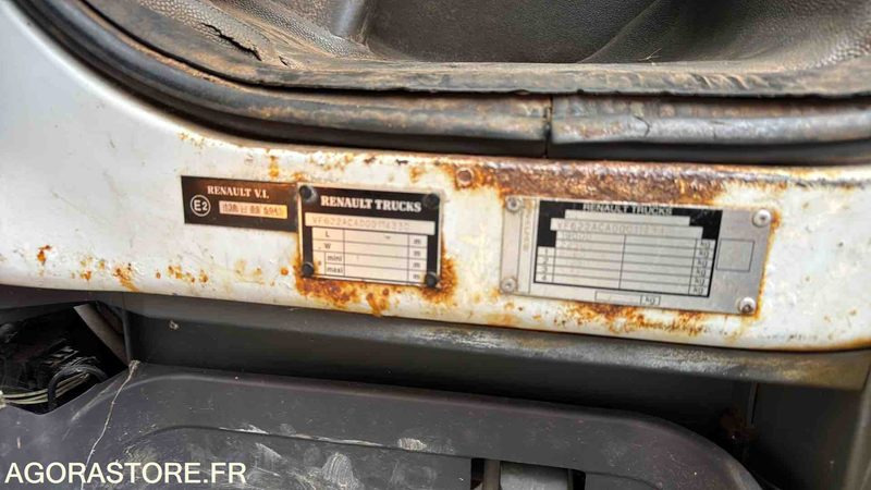 RENAULT PREMIUM - 2006 - 133601 KM - Utilitaire benne: photos 5 RENAULT PREMIUM - 2006 - 133601 KM - Utilitaire benne: photos 5