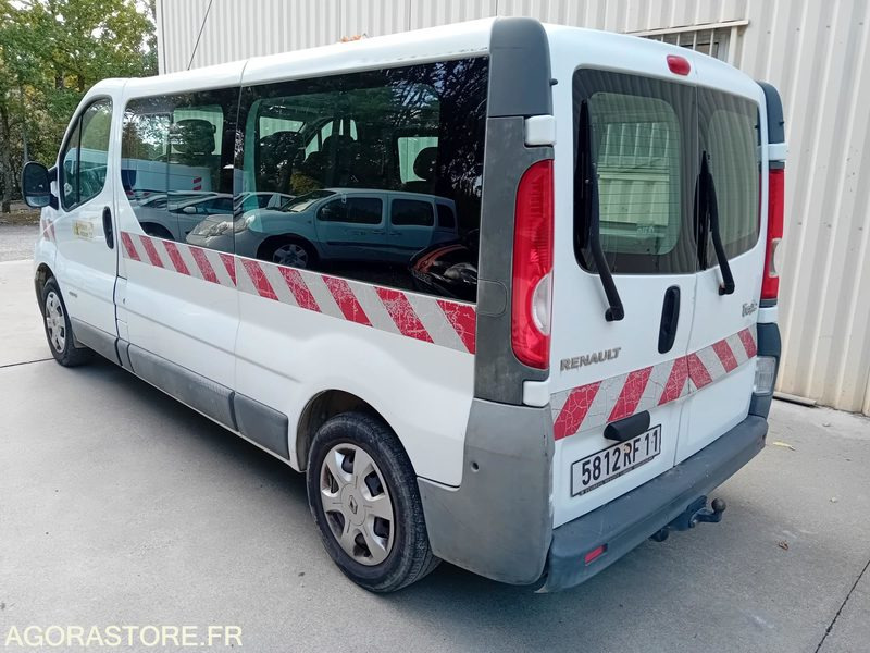 RENAULT TRAFIC DCI 115 L2H2 VP 9 places - Minibus, Transport de personnes: photos 4 RENAULT TRAFIC DCI 115 L2H2 VP 9 places - Minibus, Transport de personnes: photos 4