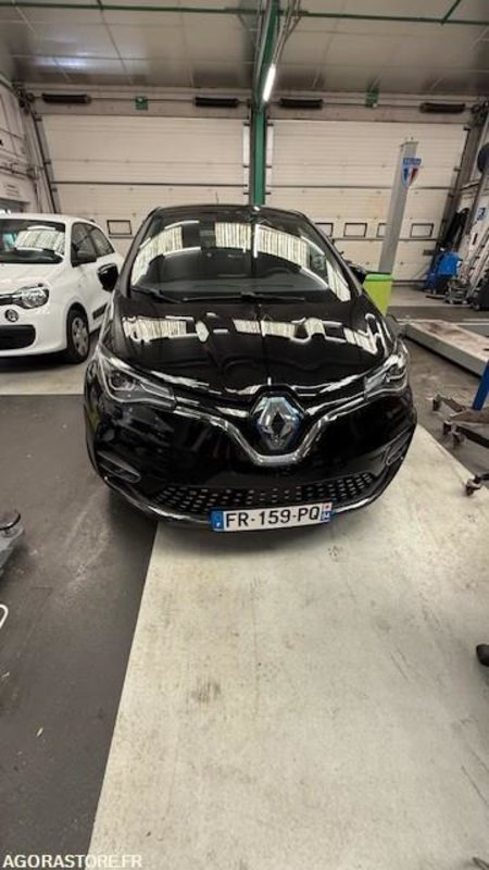 RENAULT ZOE - 32500km - 2020 - Voiture: photos 1 RENAULT ZOE - 32500km - 2020 - Voiture: photos 1