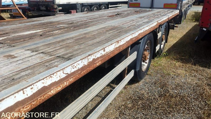 REMORQUE - SAMRO REMORQUE 2ESS PLATEAU - 2011 - BG-052-GM - Remorque: photos 3 REMORQUE - SAMRO REMORQUE 2ESS PLATEAU - 2011 - BG-052-GM - Remorque: photos 3