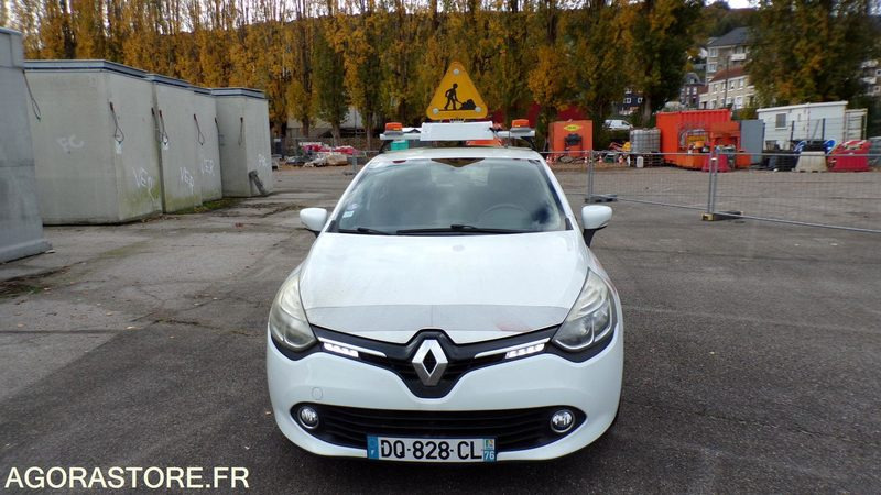 Renault Clio 4 DQ-828-CL (BP) - Voiture: photos 3 Renault Clio 4 DQ-828-CL (BP) - Voiture: photos 3