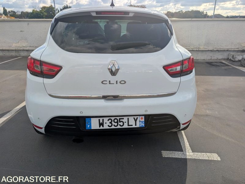Renault Clio IV Limited TCe 90 – 2017 – Très bien équipée – Excellent état - Voiture: photos 4 Renault Clio IV Limited TCe 90 – 2017 – Très bien équipée – Excellent état - Voiture: photos 4