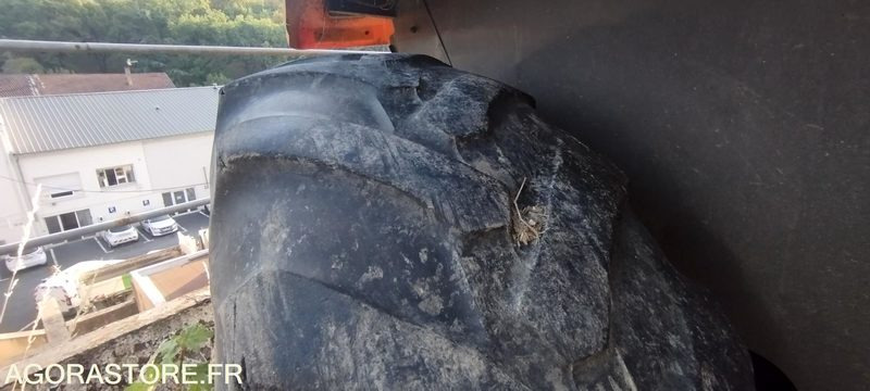 Renault Ergos 100 - 2002 - 15 000 heures (BK-653-HW) - Tracteur agricole: photos 5 Renault Ergos 100 - 2002 - 15 000 heures (BK-653-HW) - Tracteur agricole: photos 5