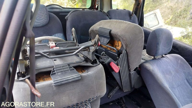 Voiture Renault Espace - 1998: photos 11