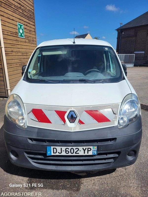Renault Kangoo 2 141721 kms 2008 - Fourgonnette: photos 3 Renault Kangoo 2 141721 kms 2008 - Fourgonnette: photos 3