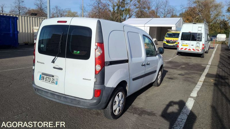 Renault Kangoo - 2011 - 135179kms - BN673ZL - Fourgonnette: photos 2 Renault Kangoo - 2011 - 135179kms - BN673ZL - Fourgonnette: photos 2