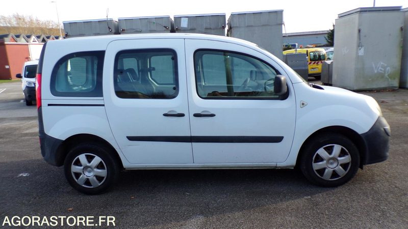 Renault Kangoo - 2011 - 74747 kms - BG-828-DL - Fourgonnette: photos 5 Renault Kangoo - 2011 - 74747 kms - BG-828-DL - Fourgonnette: photos 5