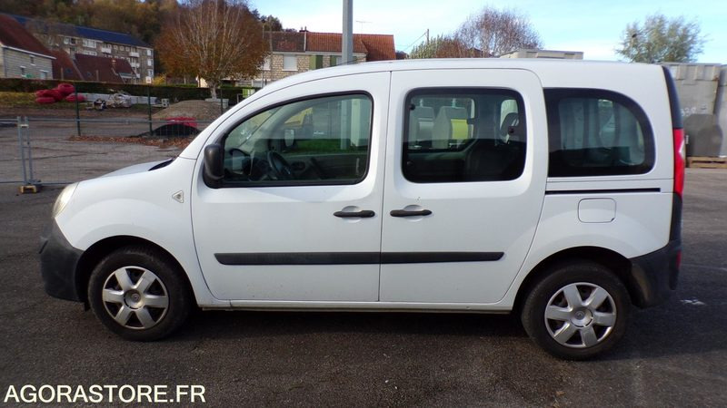 Renault Kangoo - 2011 - 74747 kms - BG-828-DL - Fourgonnette: photos 3 Renault Kangoo - 2011 - 74747 kms - BG-828-DL - Fourgonnette: photos 3
