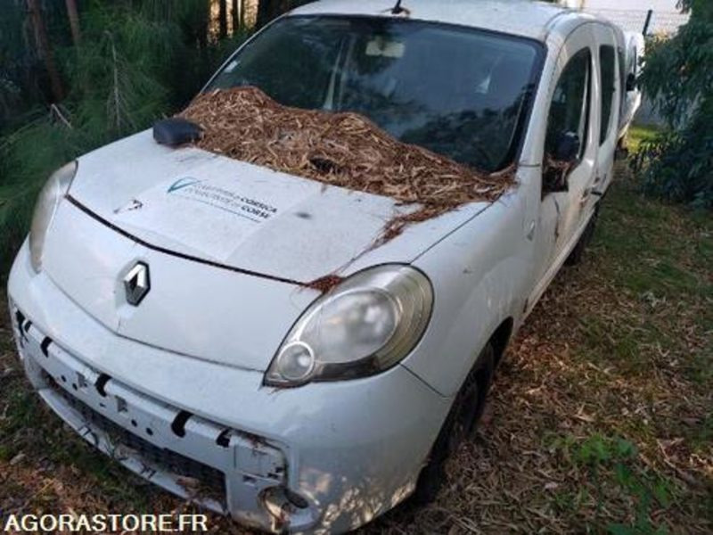 Renault Kangoo - 245793km - CJ681EN - Voiture: photos 1 Renault Kangoo - 245793km - CJ681EN - Voiture: photos 1