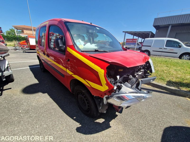 Renault Kangoo - CG679VM - Voiture: photos 2 Renault Kangoo - CG679VM - Voiture: photos 2