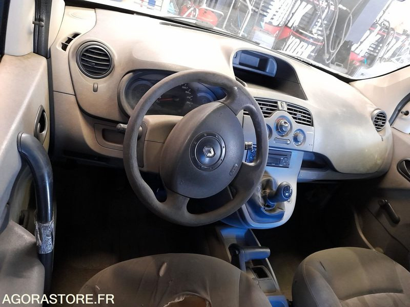 Fourgonnette Renault Kangoo: photos 11